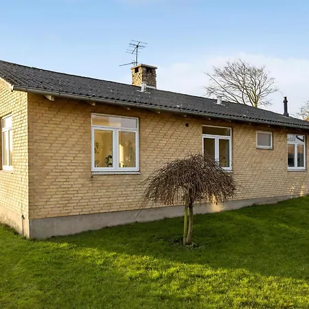 2 Bedroom In * Roslev