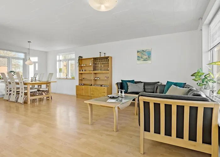 2 Bedroom In *